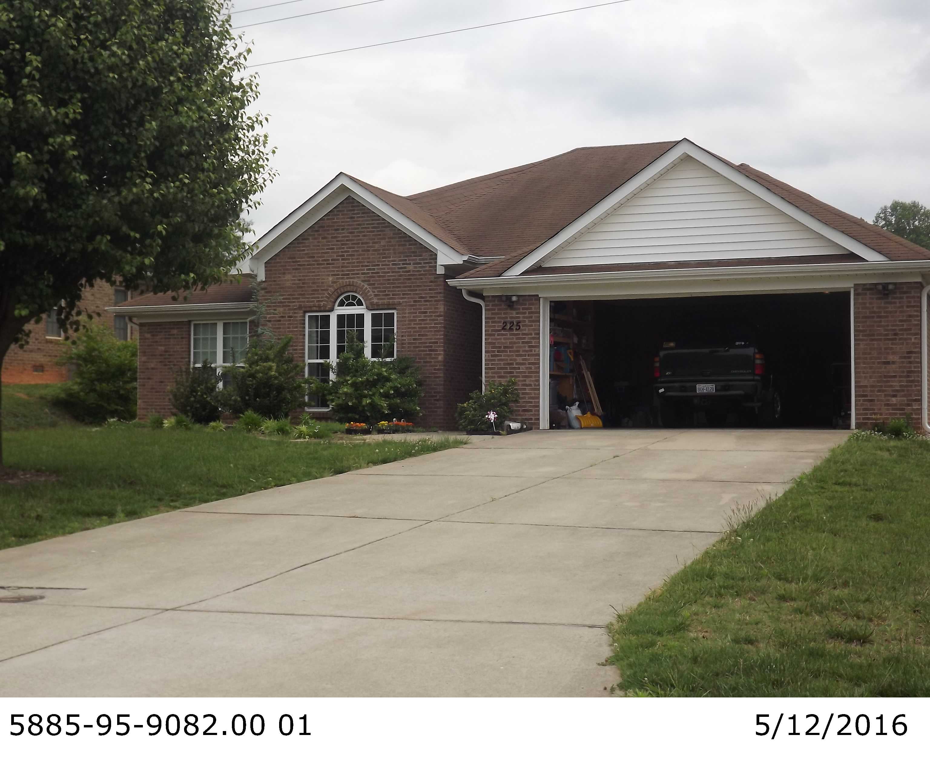 Forsyth tax assessor photo — 225 Bradford Lake CT