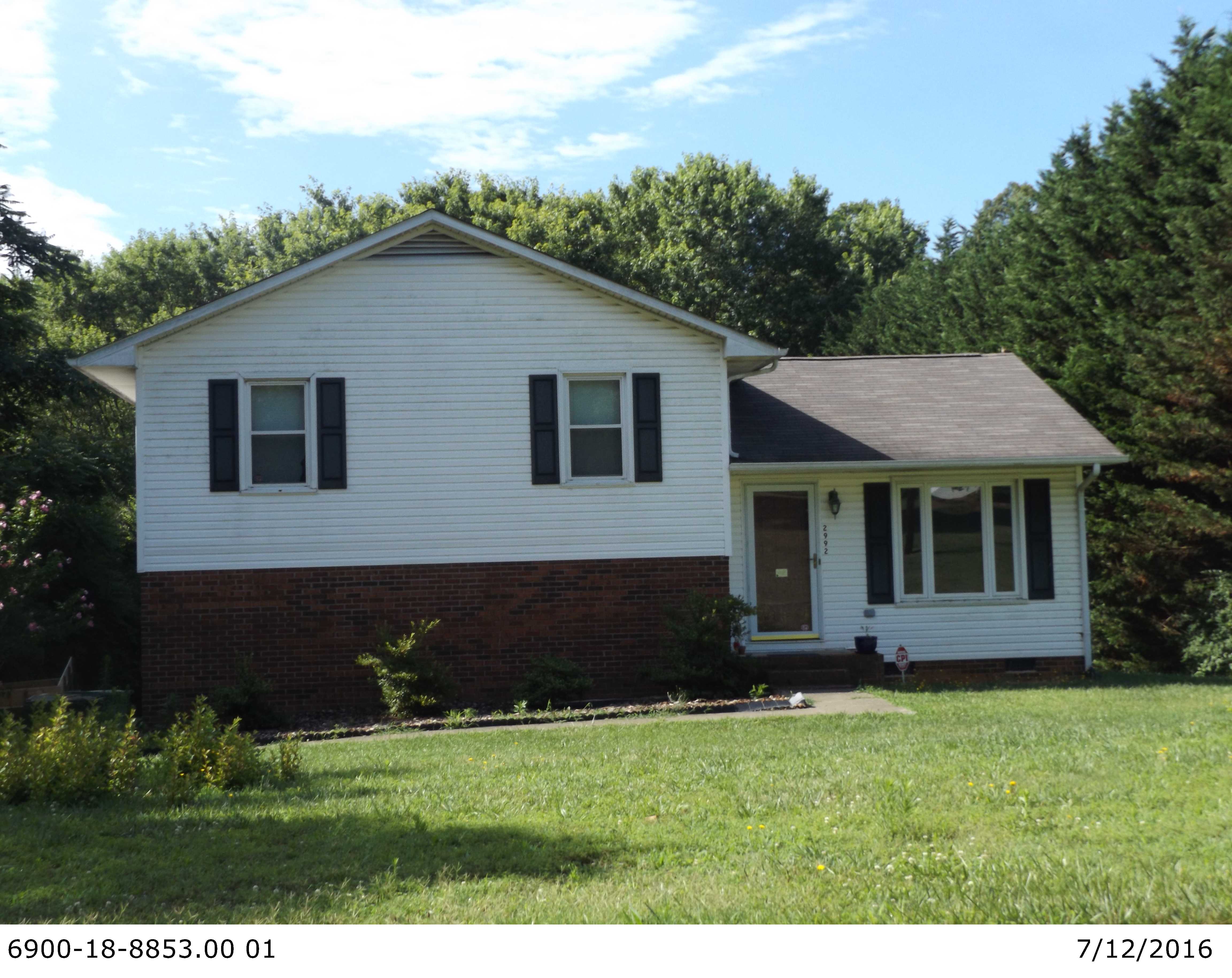 Forsyth tax assessor photo — 2992 Tobaccoville RD